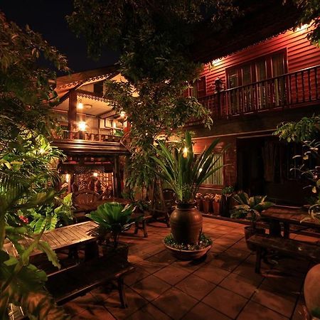 פרה נאקון סי איוטאיה Baifern Homestay מראה חיצוני תמונה