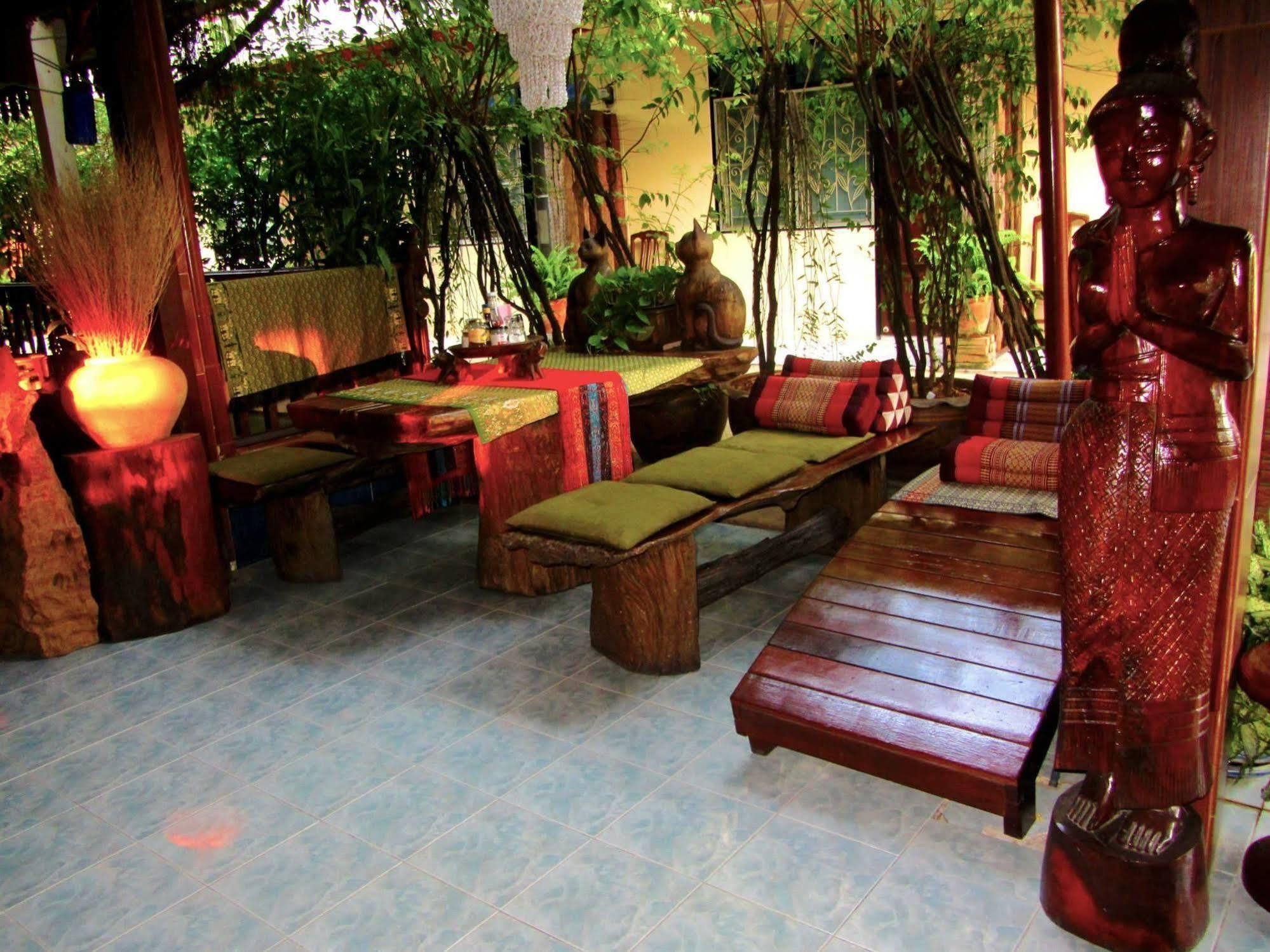 פרה נאקון סי איוטאיה Baifern Homestay מראה חיצוני תמונה
